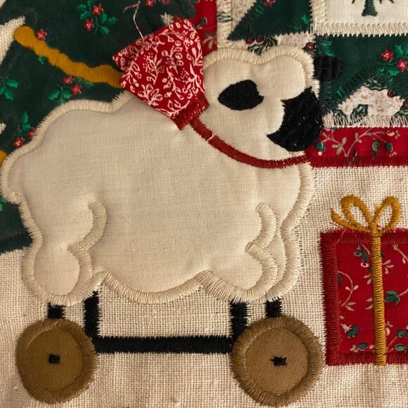 Valerie Folk Art Antique Applique Christmas Table Topper Teddy Bear Sheep Quilt - Picture 3 of 7